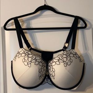 Torrid lacy bra